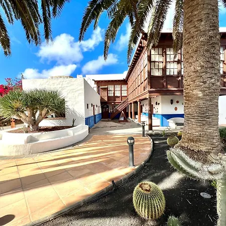 Double With Terrace O Balcony, Breakfast Included, Freewifi, Beautifulpool *