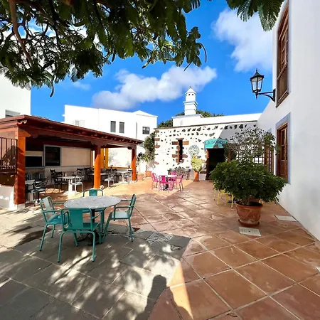 Double With Terrace O Balcony, Breakfast Included, Freewifi, Beautifulpool * Yaiza (Lanzarote)