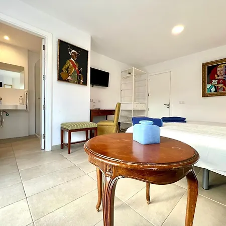 Double With Terrace O Balcony, Breakfast Included, Freewifi, Beautifulpool Appartement